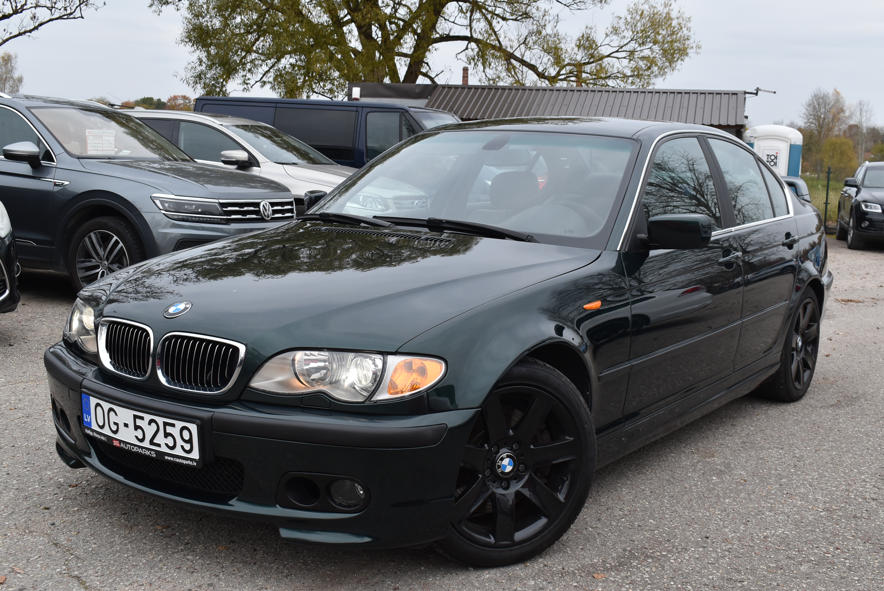 BMW 330