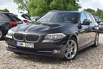 BMW 525