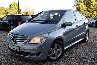 Mercedes B 180 